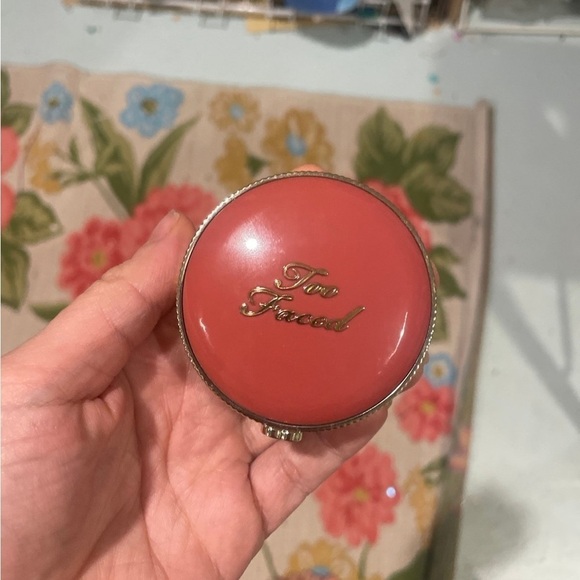 Cloud Crush Blurring Blush head in the clouds - Picture 2 of 3